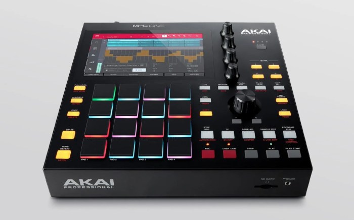 Mpc akai unveiled store4dj anschlüsse rückseite across amazona